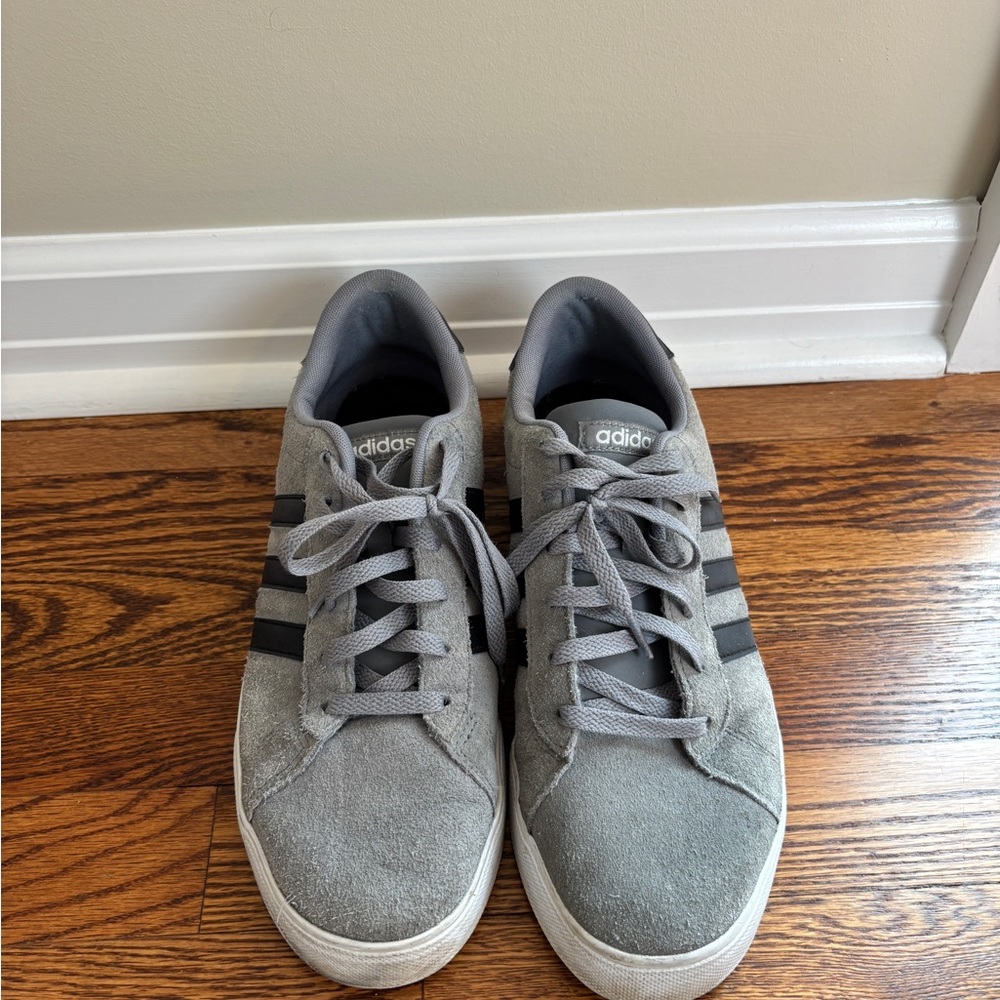 Adidas Men's Gray and Black Sneakers